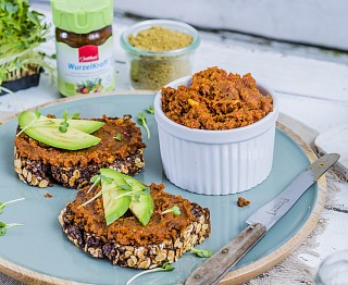 Fijne WurzelKraft broodbeleg met tomaten & olijven